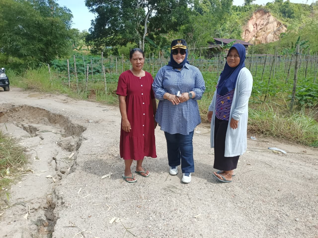 Kunjungan Lokasi Tanah Longsor